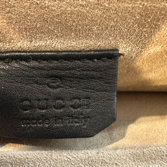 Gucci GG Supreme Monogram Medium Dionysus - Picture 7 of 9